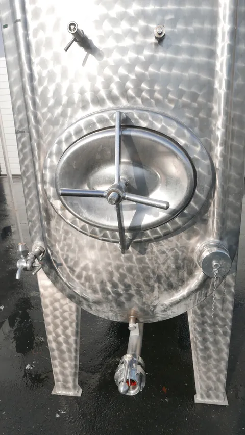 26-0047 2.300 Liter Lagertank lang oval in V2A