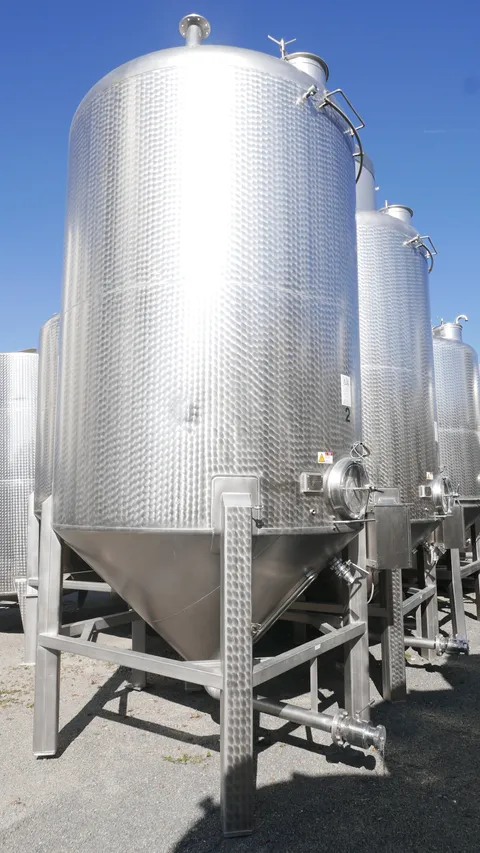 25-0071 Maische-Rührwerktank Rieger 16830 Liter mit Paddelrührwerk