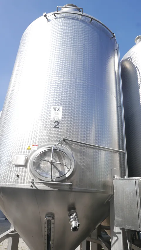 25-0071 Maische-Rührwerktank Rieger 16830 Liter mit Paddelrührwerk