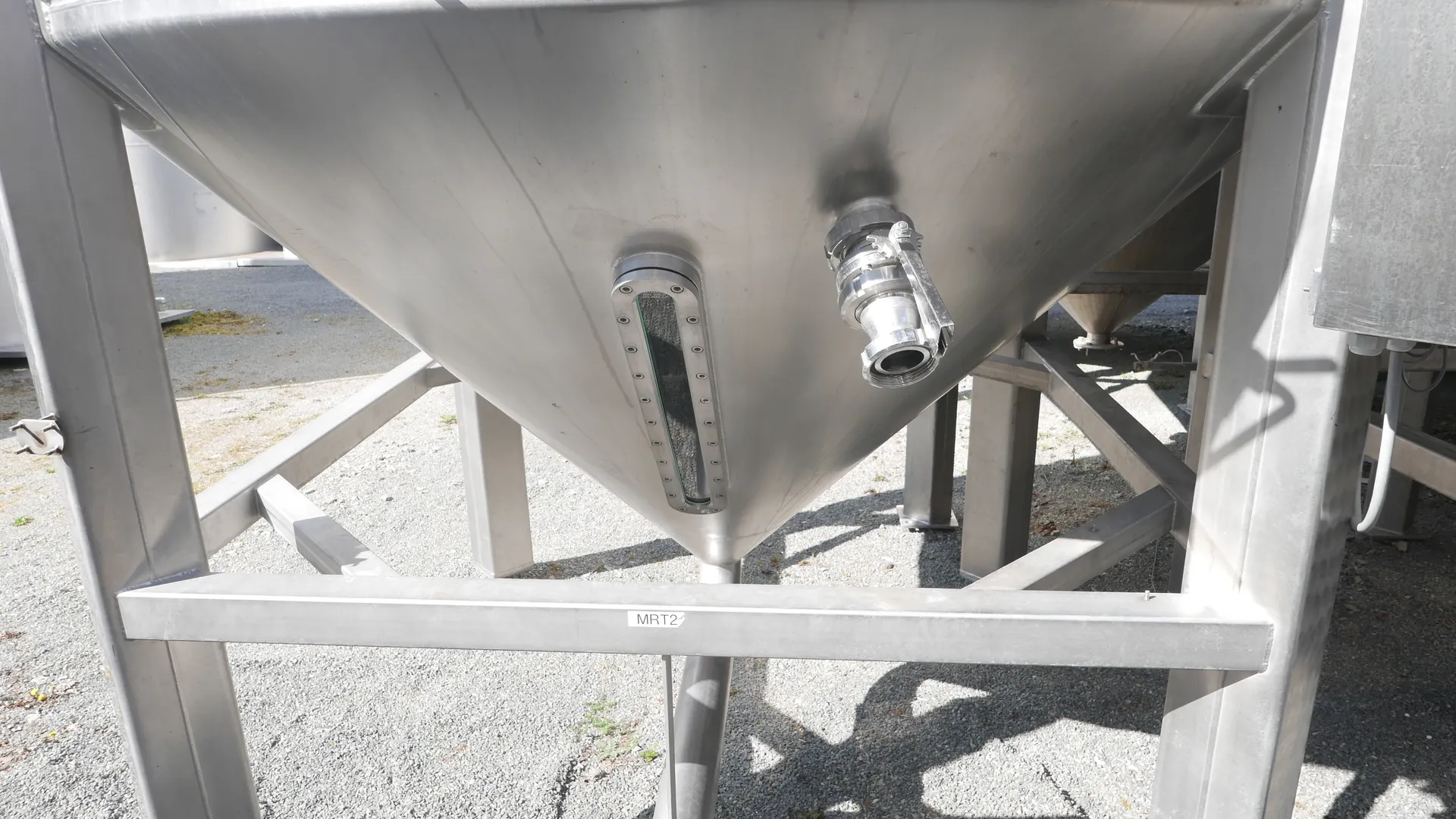 25-0071 Maische-Rührwerktank Rieger 16830 Liter mit Paddelrührwerk