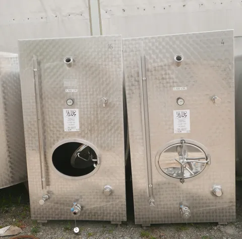 25-0077 Weintank 1.500 Liter