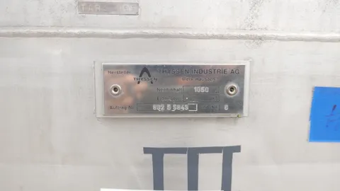 25-0085 1.050 Liter Transporttank aus V2A kubisch auf Gestell