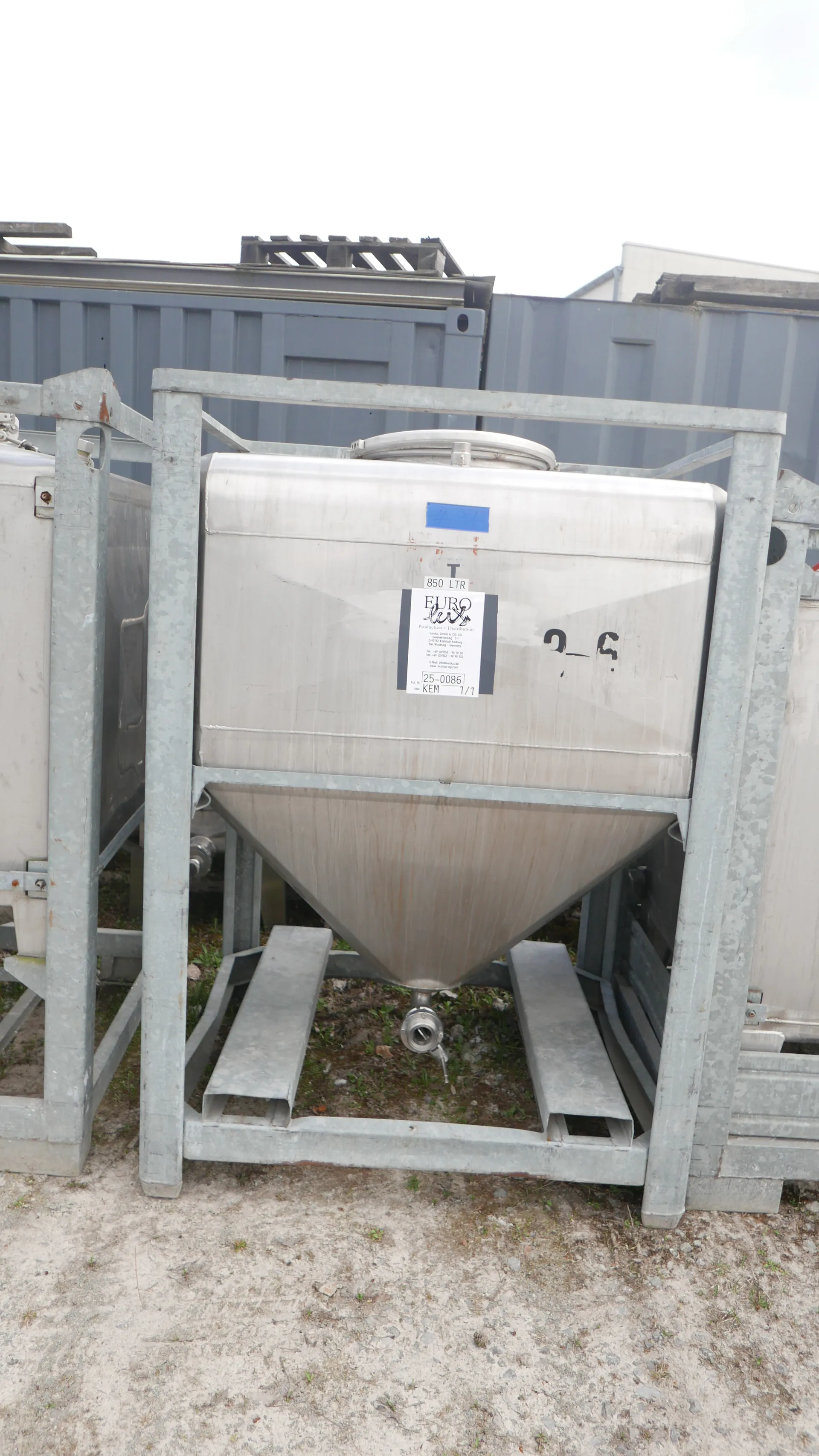 25-0086 Transporttank 850 Liter