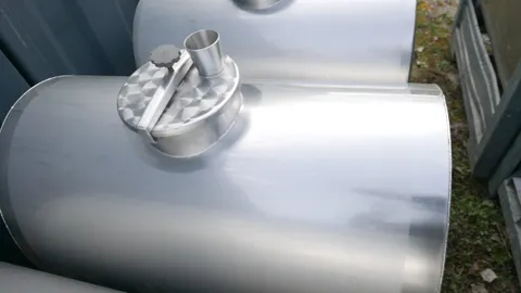 25-0055 400 Liter Weintank