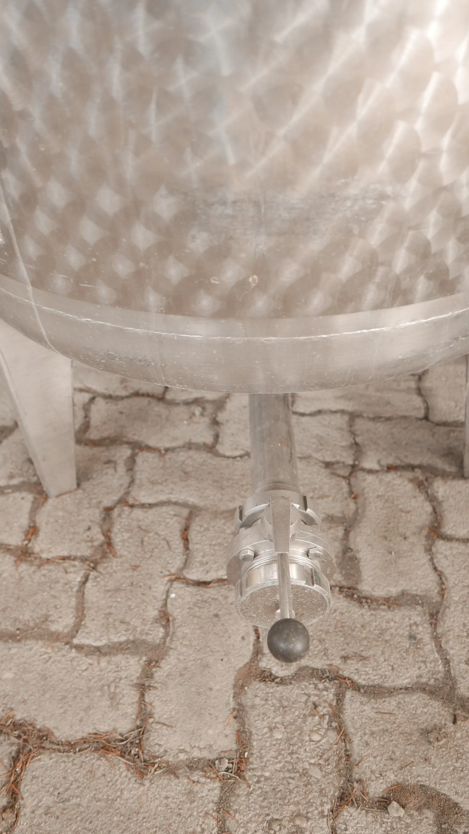 25-0098 Weintank 500 Liter