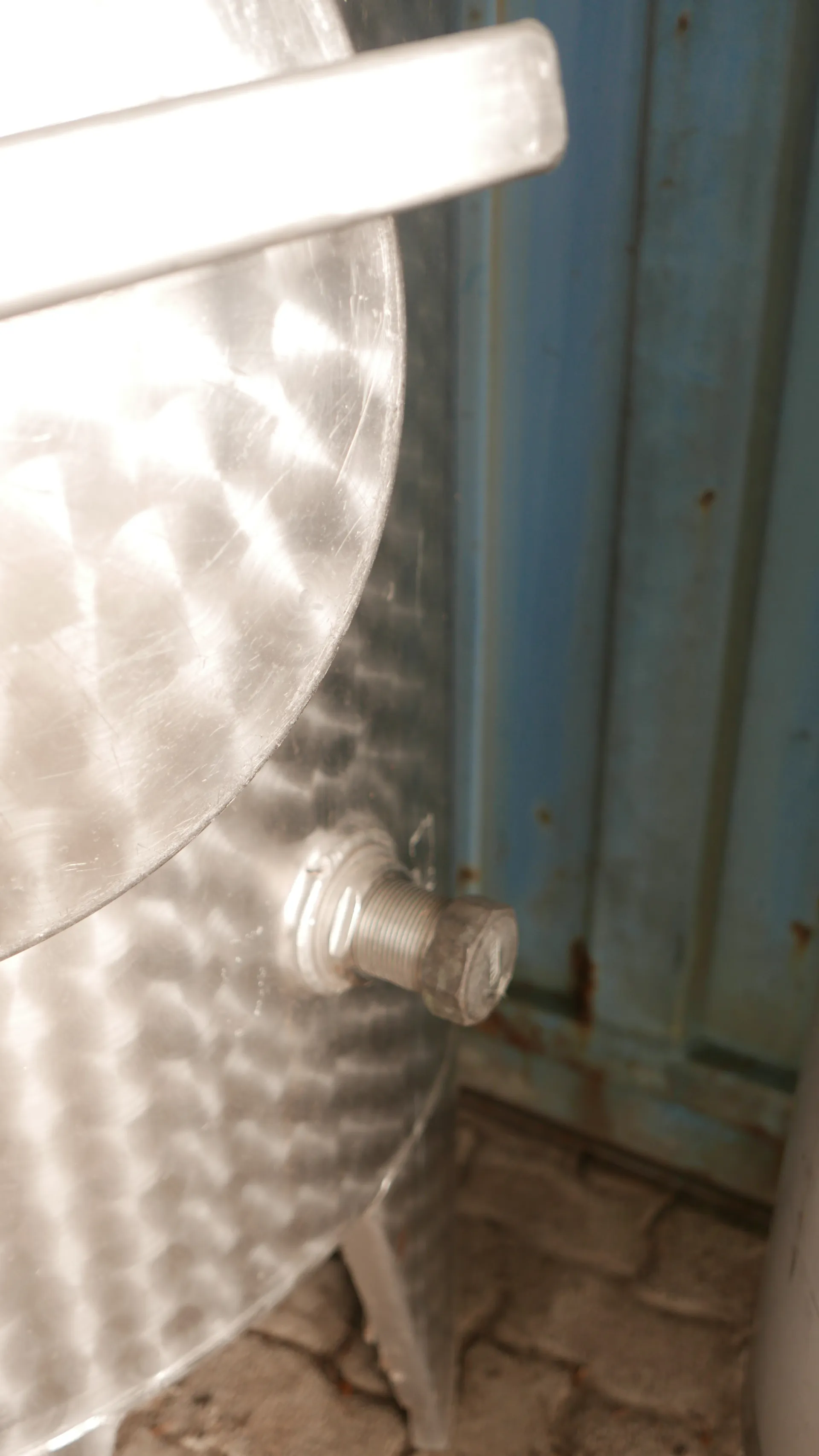 25-0094 Weintank 675 Liter