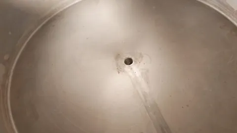 25-0094 Weintank 675 Liter