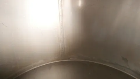 25-0094 Weintank 675 Liter