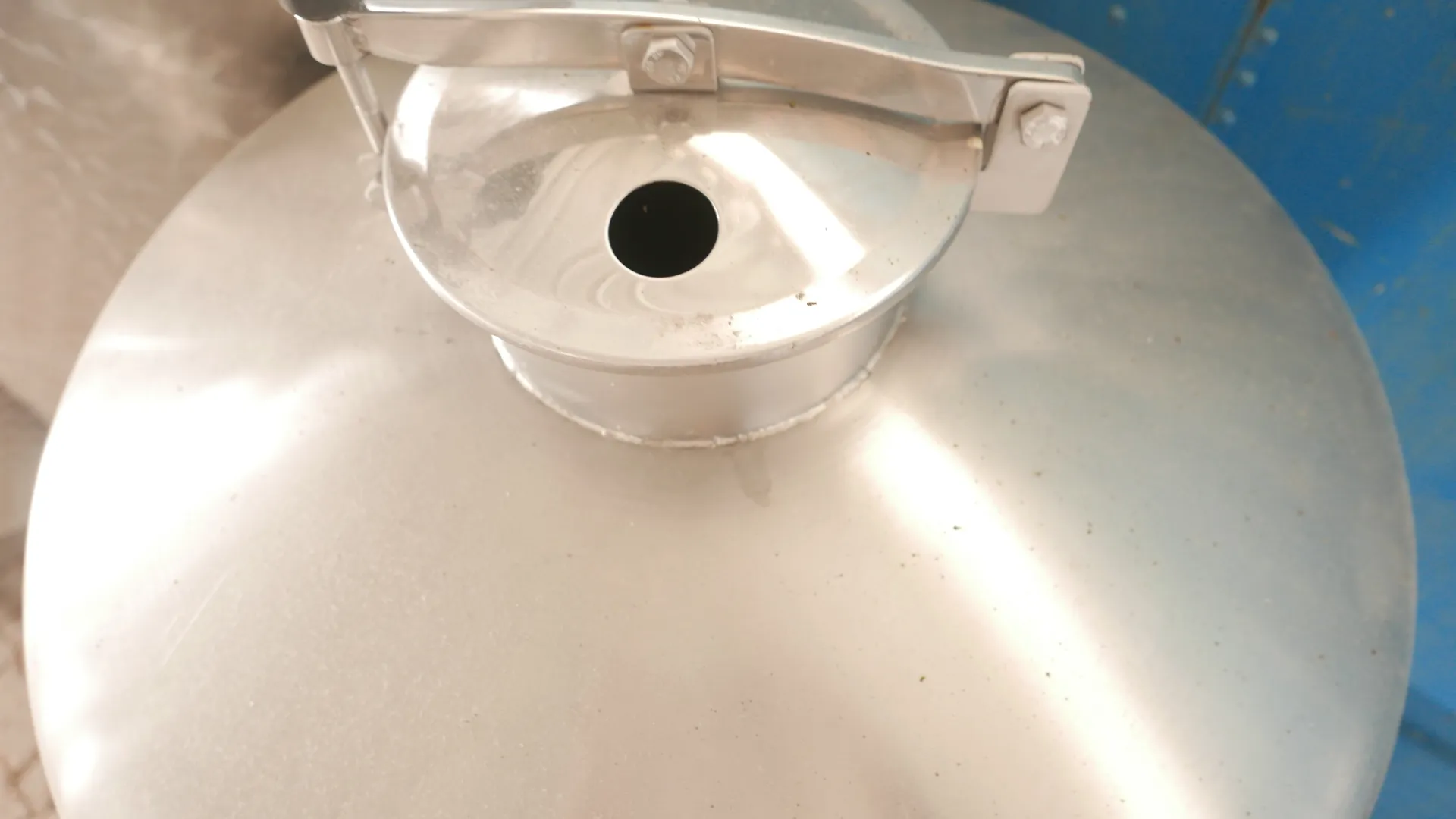 25-0098 Weintank 500 Liter