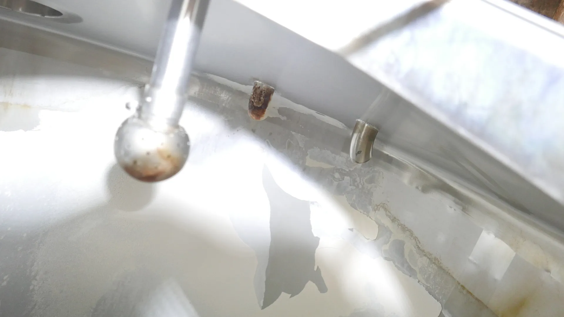 25-0113EUBA 1.000 Liter Warmwassertank in V2A isoliert