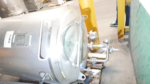 25-0113EUBA 1.000 Liter Warmwassertank in V2A isoliert