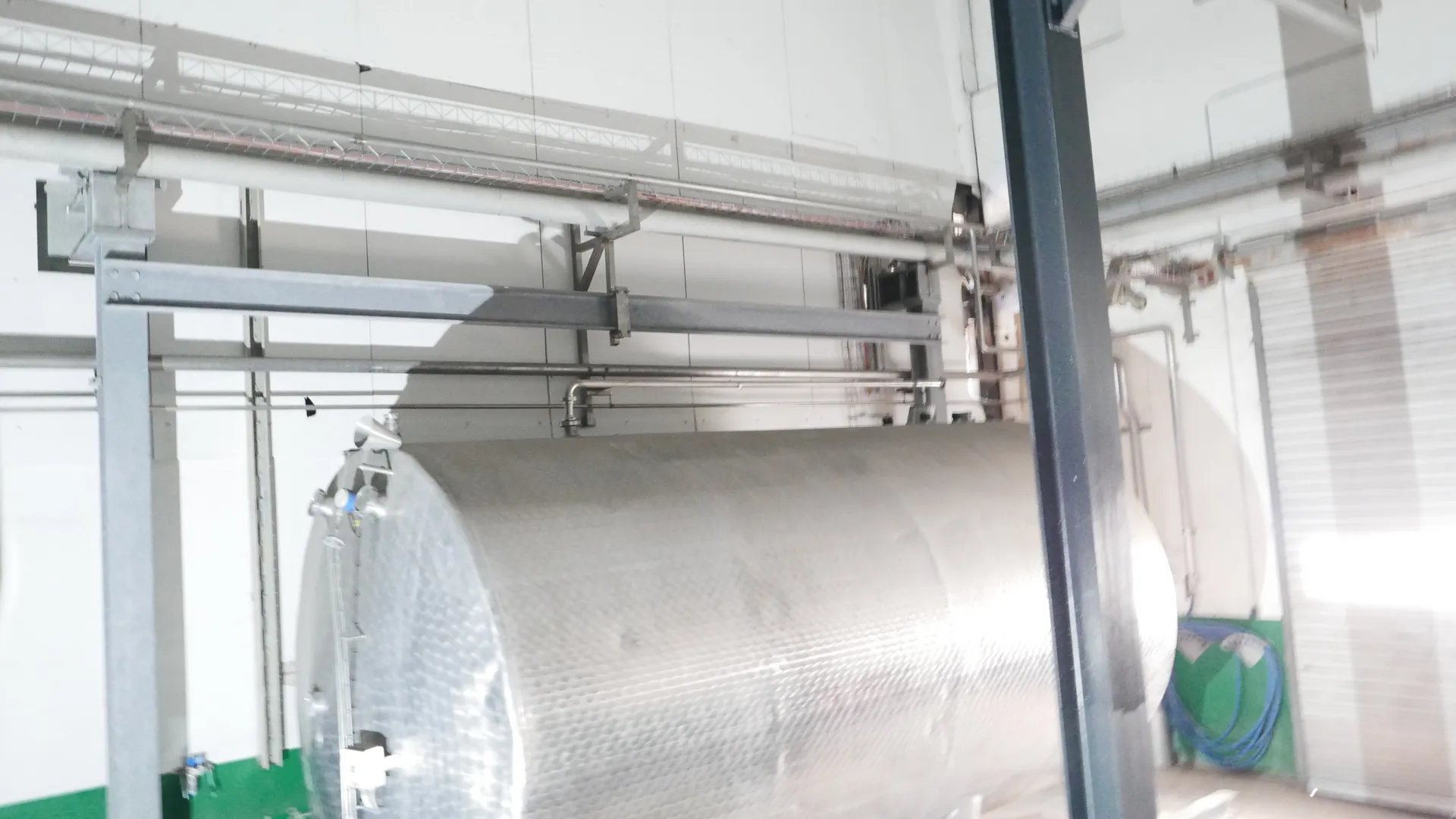 25-0115EUBA 22.000 Liter Zuckertalk/ Lagertank aus V2A horizontal