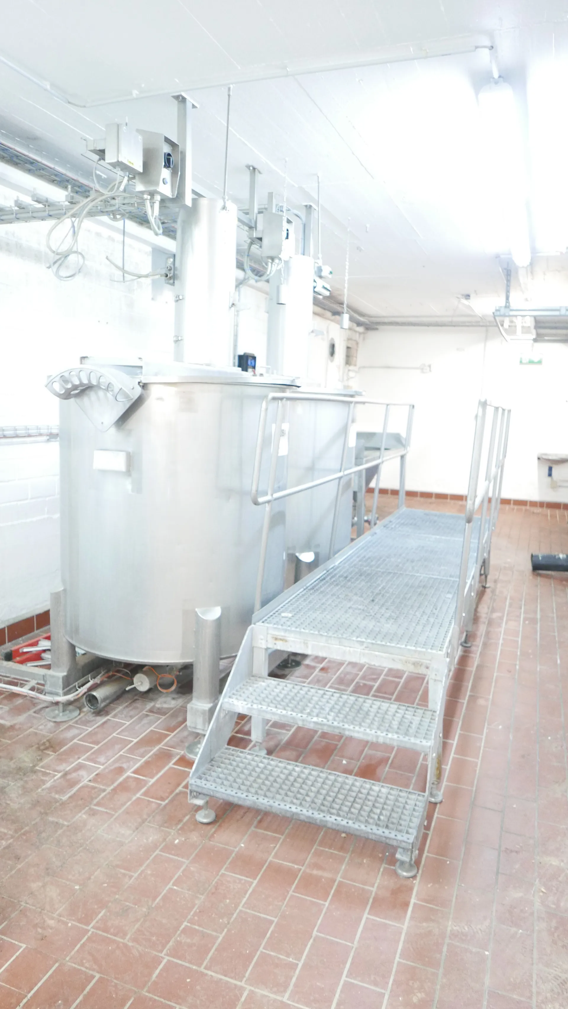 25-0119EUBA 1.216 Liter Turborührer für Sprühsahne 2 Stück mit Mischtisch