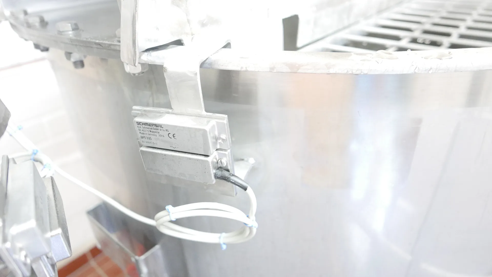 25-0119EUBA 1.216 Liter Turborührer für Sprühsahne 2 Stück mit Mischtisch