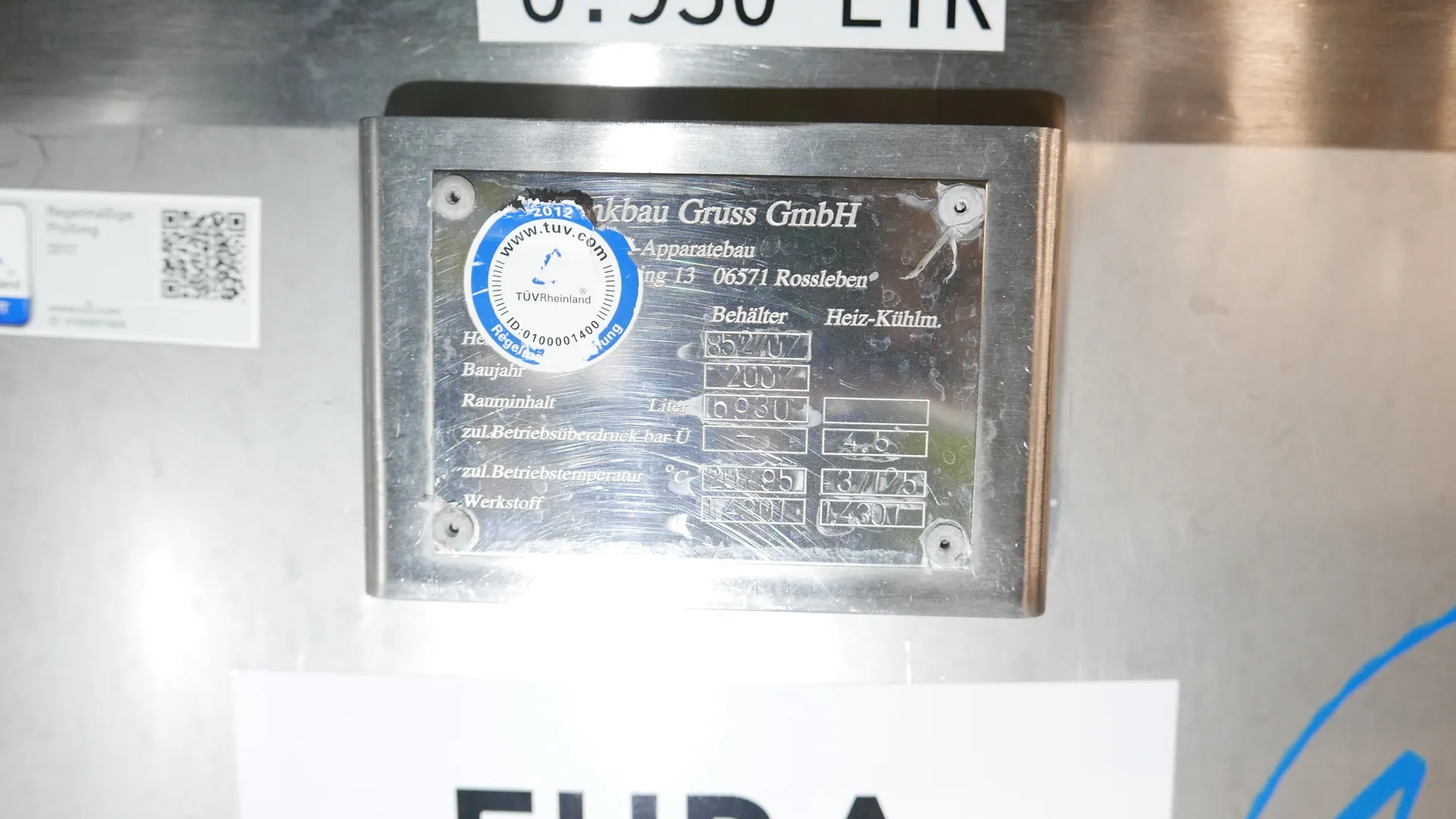 25-0122EUBA 6.930 Liter Rahmtanks / Sahnetanks mit Rührwerk aus V2A isoliert 