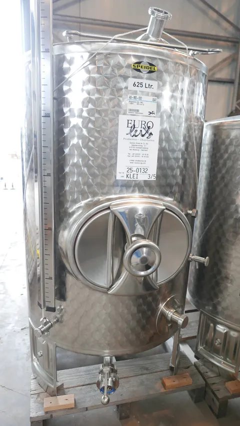 25-0132  625 Liter Stapeltank /Lagertank/ Weintank/ Fruchtsafttank SPEIDEL rund , vertikal aus V2A