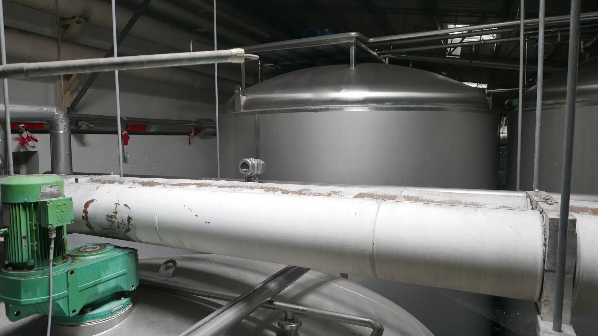 25-0140EUBA 60.800 Liter Rührwerkstank/ Milchtank/ Lagertank in V2A