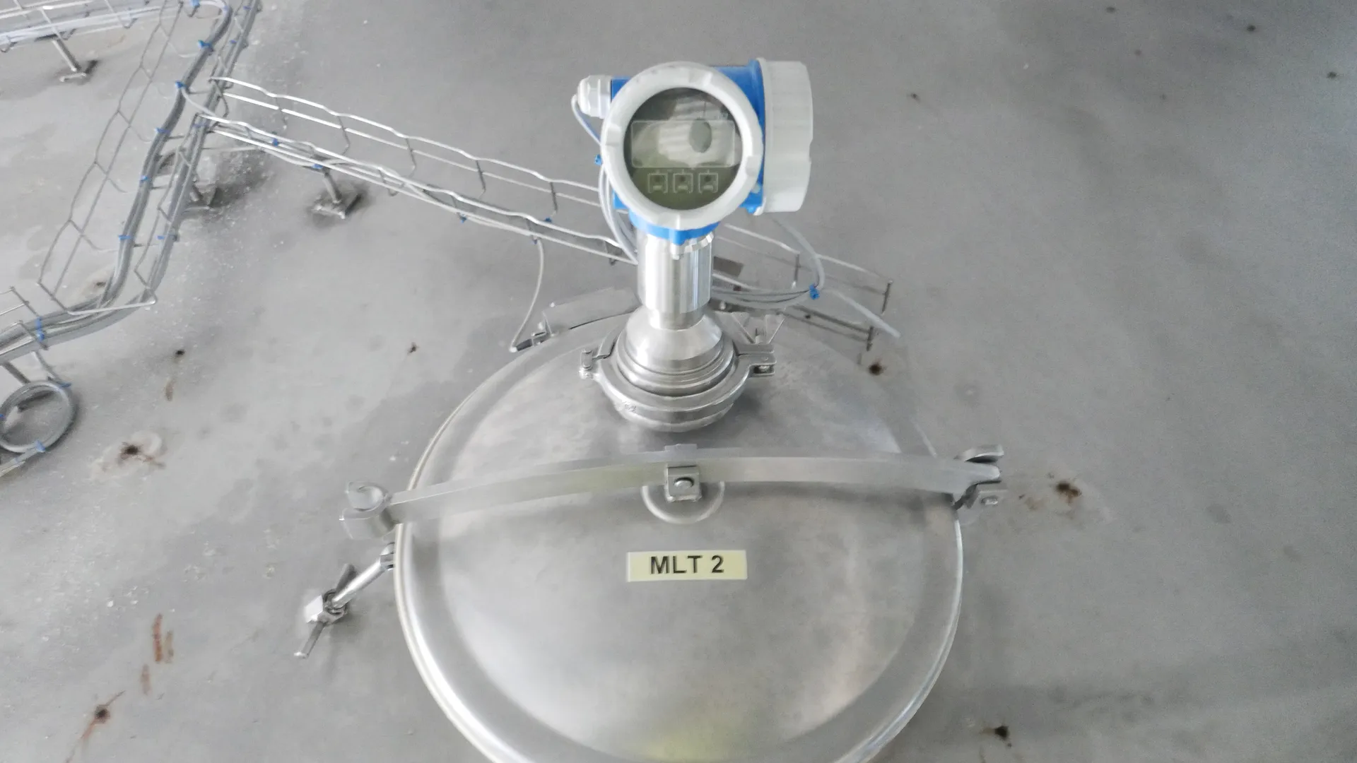 25-0142EUBA 40.000 Liter Rührwerkstank / Lagertank aus V2A isoliert