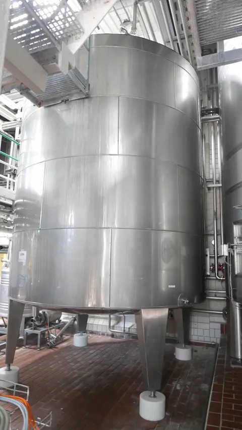 25-01423EUBA 30.000 Liter Rührwerkstank / Lagertank aus V2A isoliert