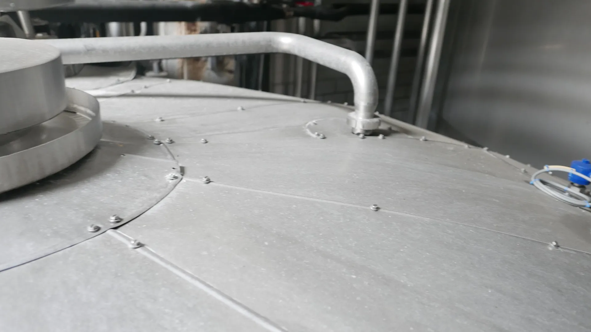 25-01423EUBA 30.000 Liter Rührwerkstank / Lagertank aus V2A isoliert