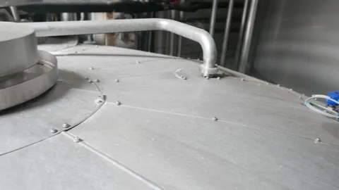 25-01423EUBA 30.000 Liter Rührwerkstank / Lagertank aus V2A isoliert