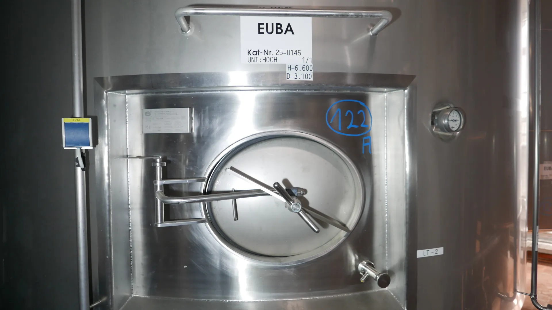25-0145EUBA 35.000 Liter Rührwerkstank / Lagertank aus V2A isoliert