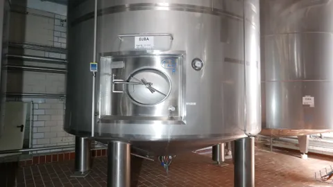 25-0145EUBA 35.000 Liter Rührwerkstank / Lagertank aus V2A isoliert