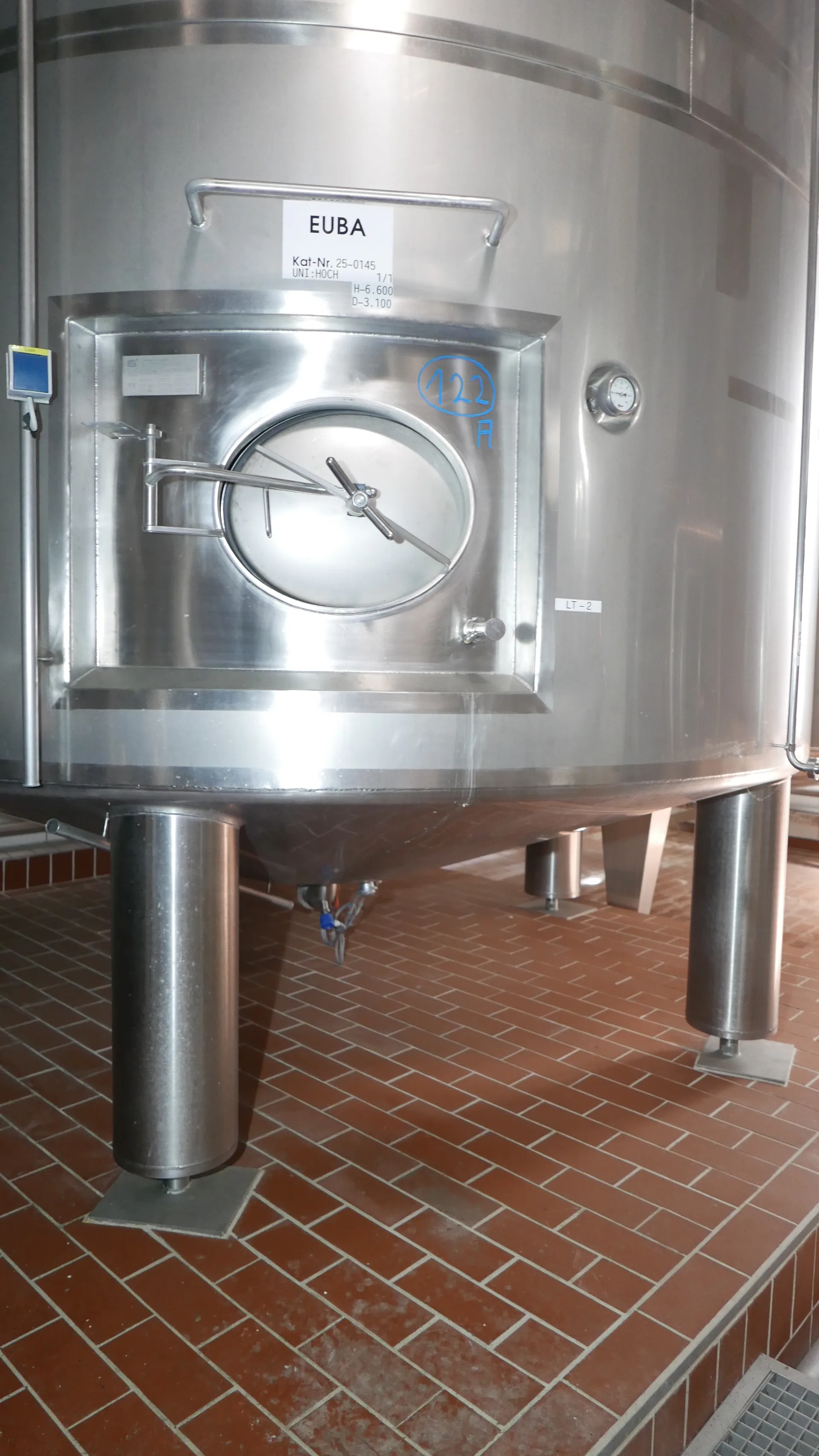 25-0145EUBA 35.000 Liter Rührwerkstank / Lagertank aus V2A isoliert