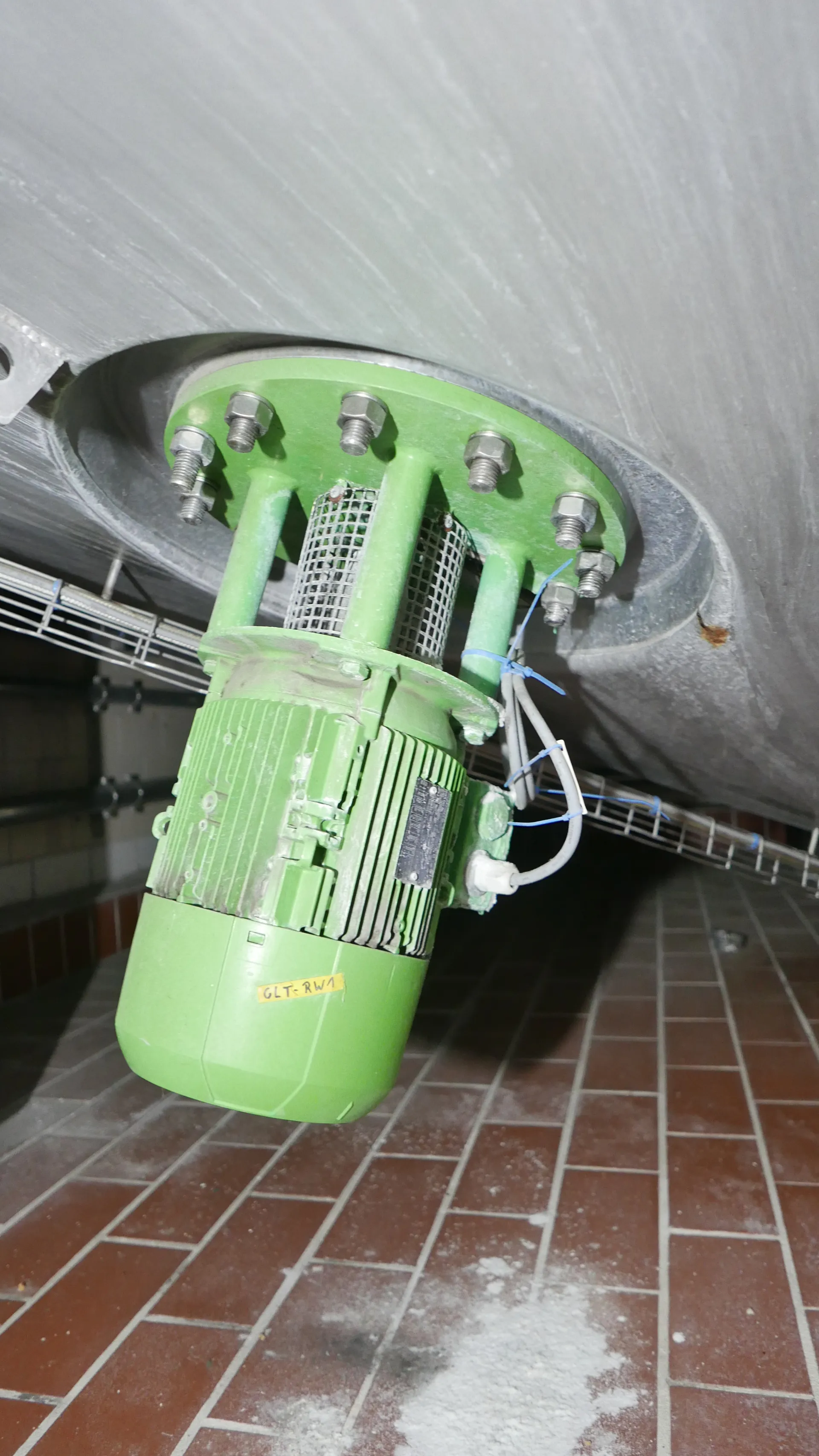 25-0144EUBA 60.000 + 30.000 + 30.000 Liter 3-Stocktank / Rührwerkstank / Lagertank aus V2A