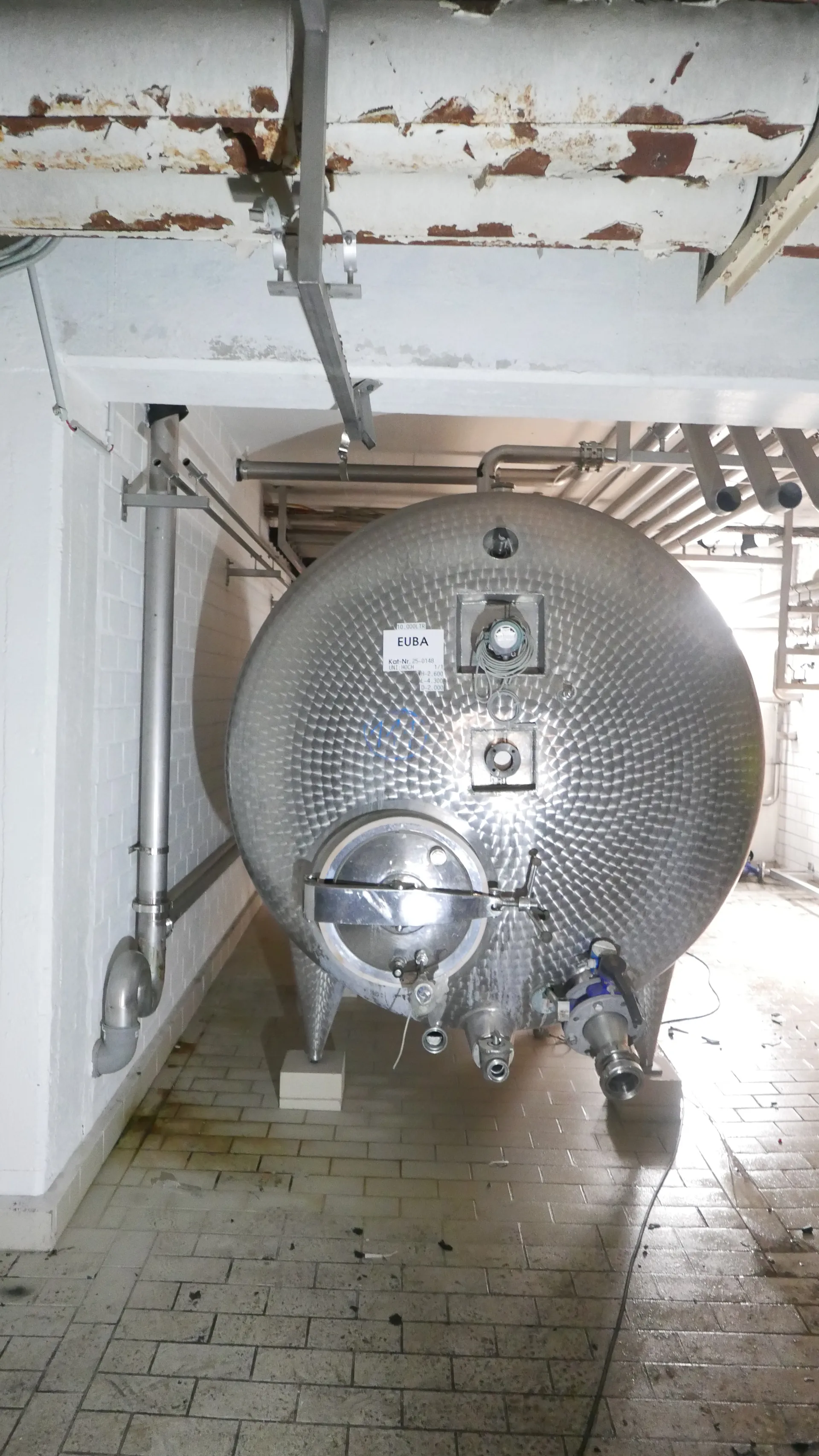 25-0148EUBA 10.000 Liter Lagertank isoliert liegend aus V2A