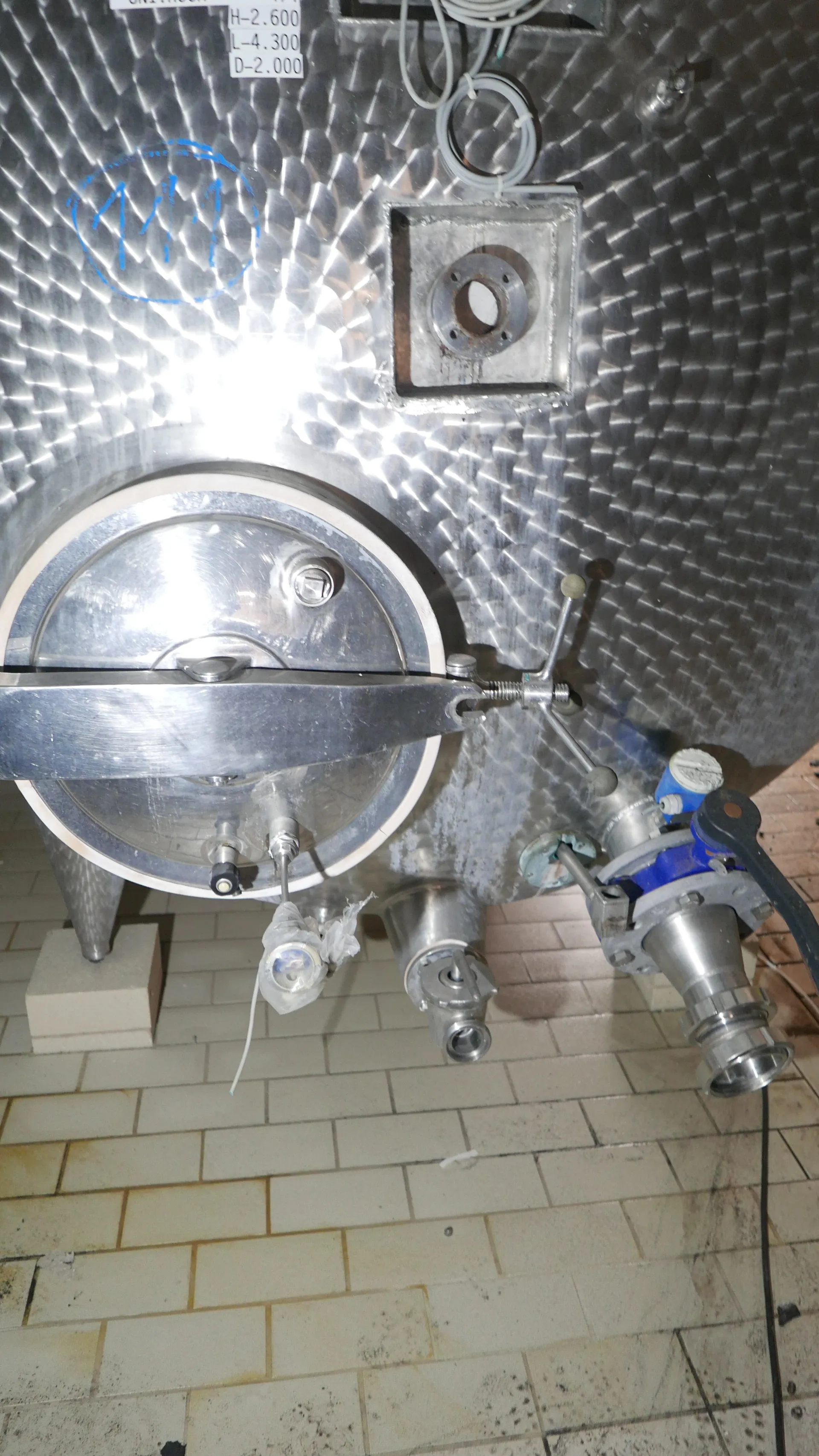 25-0148EUBA 10.000 Liter Lagertank isoliert liegend aus V2A