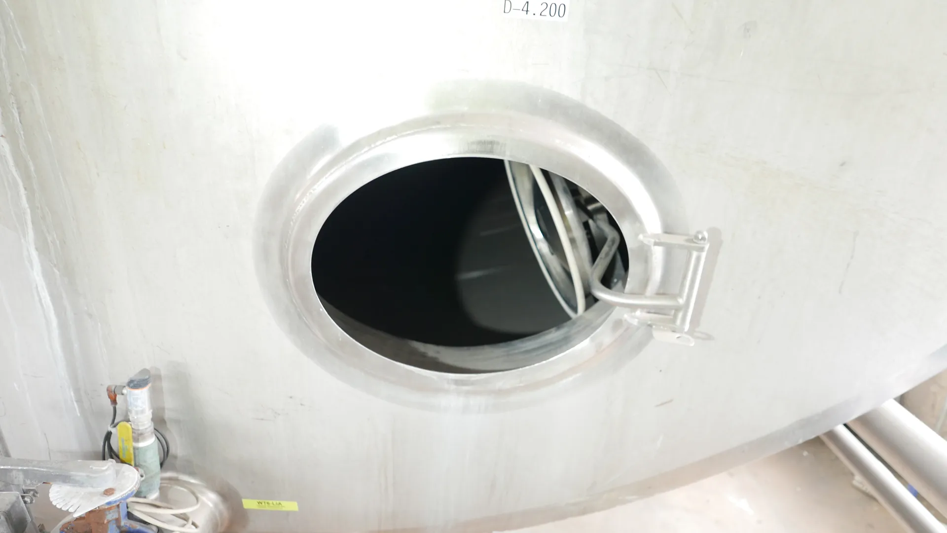 25-0157EUBA 150.000 Liter Hartwassertank, Weichwassertank in V2A horizontal 