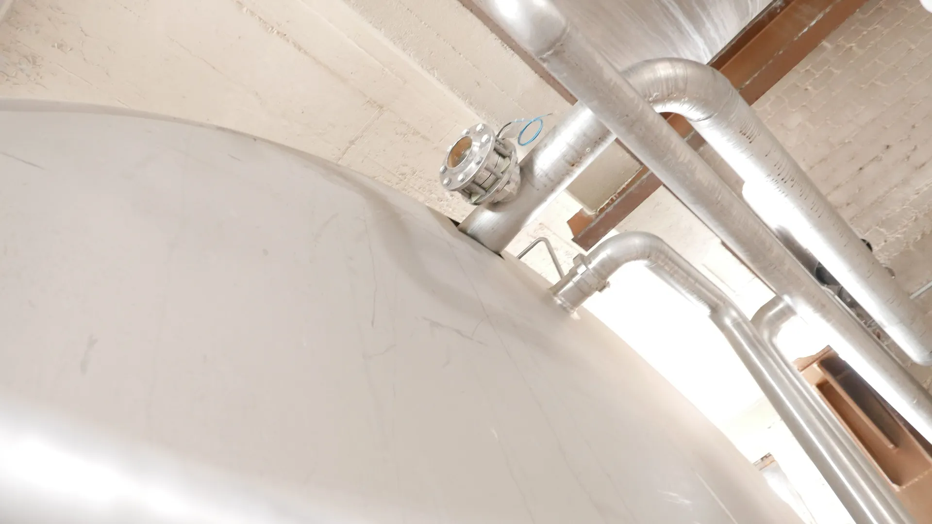 25-0158EUBA 60.000 Liter Brauchwassertank UTH aus V2A isoliert horizontal