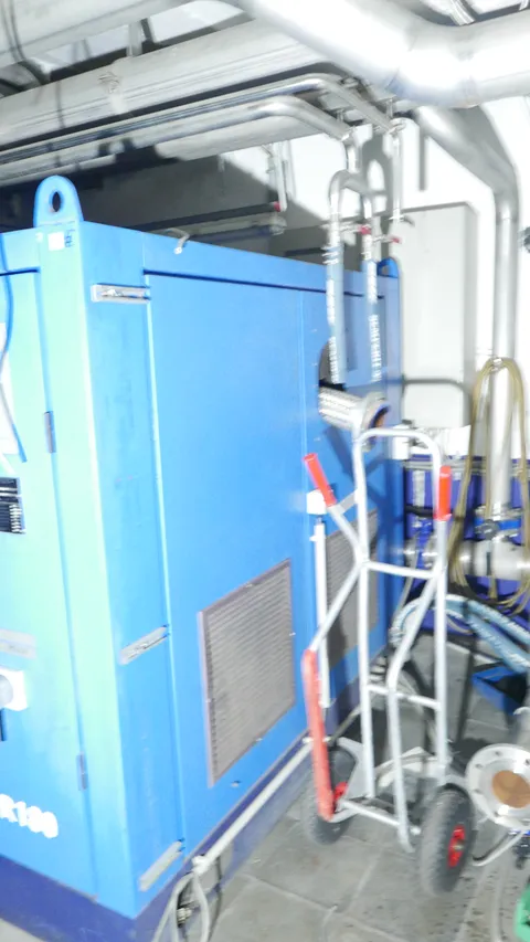 25-0166EUBA 17 m³/min Kompressor KOMPAIR R 180 TS-Z