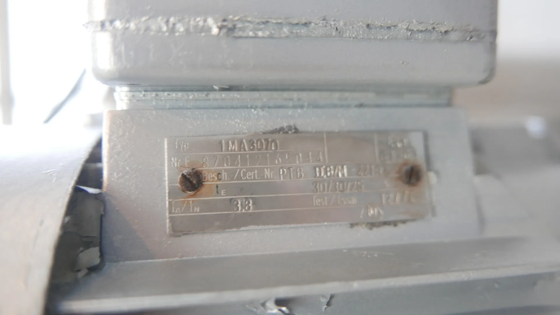 25-0189 Mischbehälter Typ D 63 F