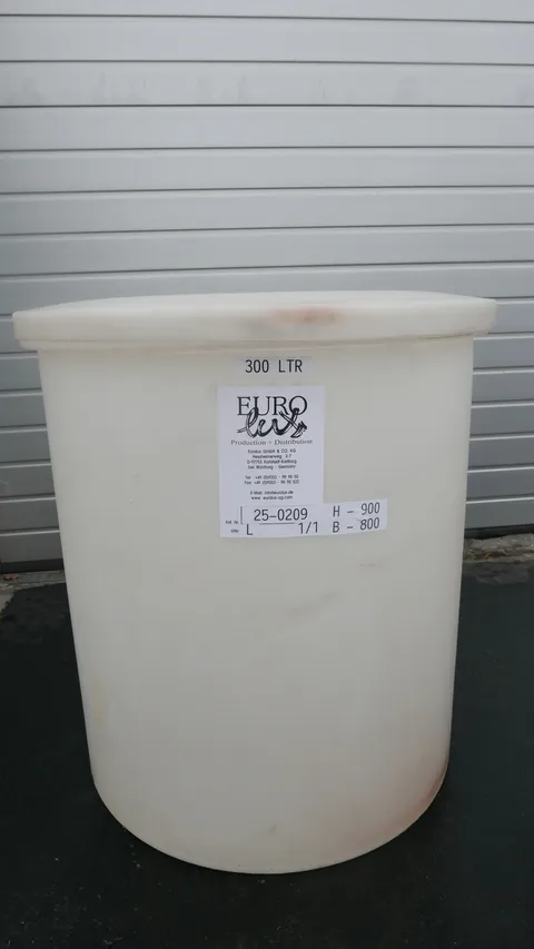 25-0211 GFK Tank 300 Liter