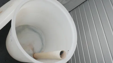 25-0211 GFK Tank 300 Liter