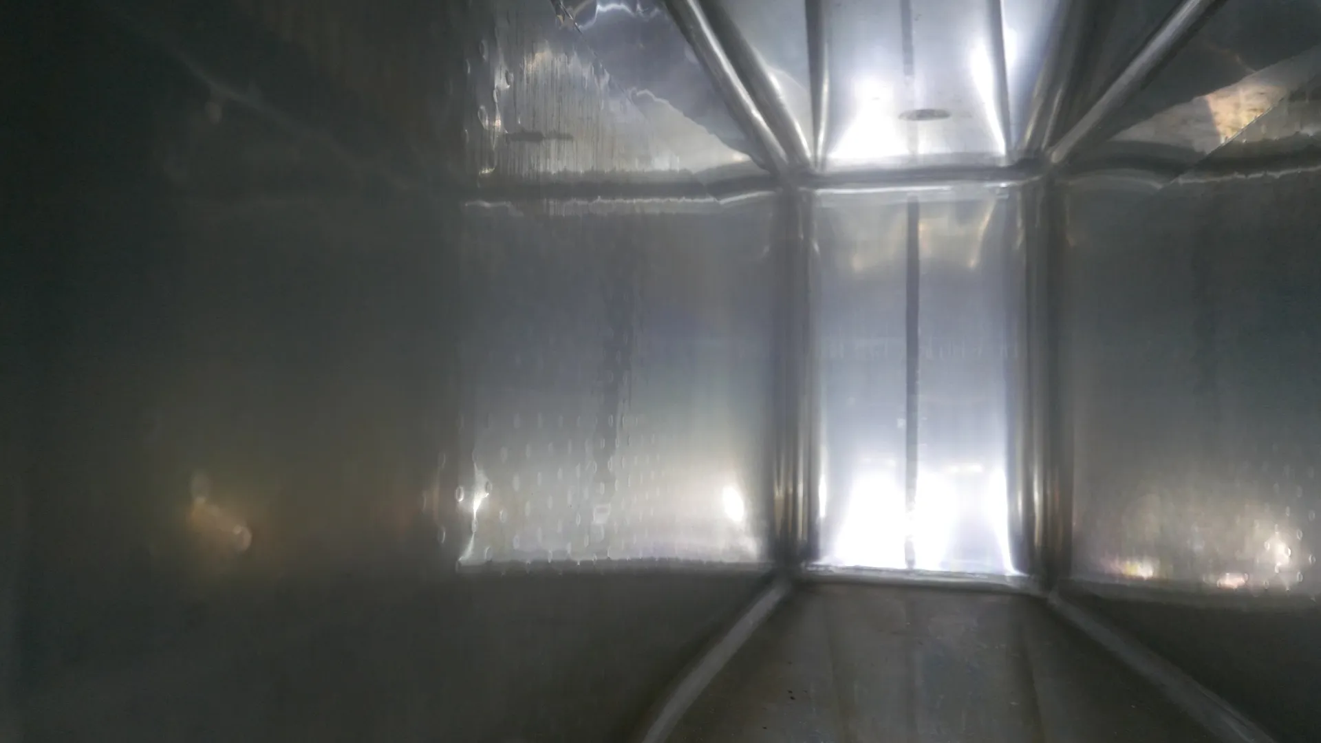 5.000 Liter Weintank/Lagertank Möschle, kubisch mit Kühlmantel