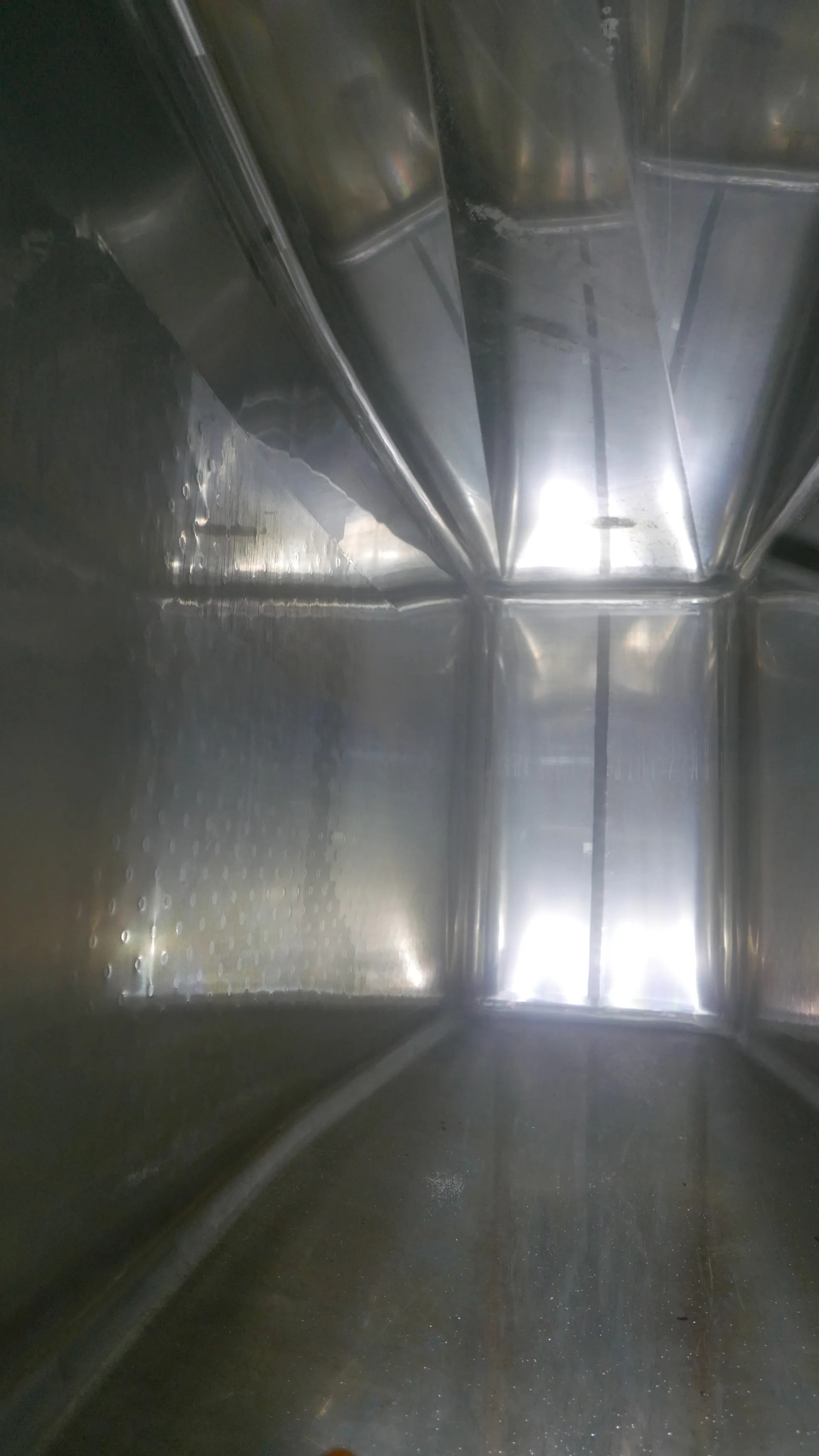 5.000 Liter Weintank/Lagertank Möschle, kubisch mit Kühlmantel