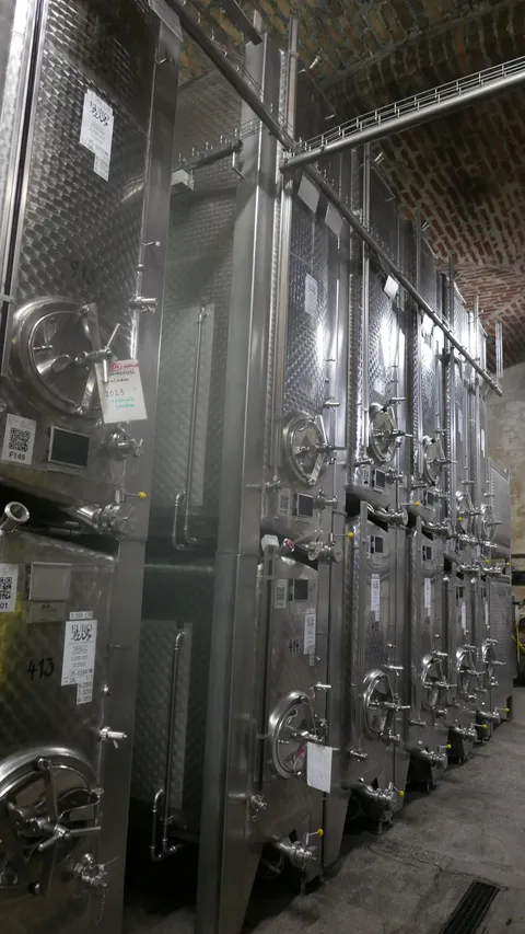 5.000 Liter Weintank/Lagertank Möschle, kubisch mit Kühlmantel