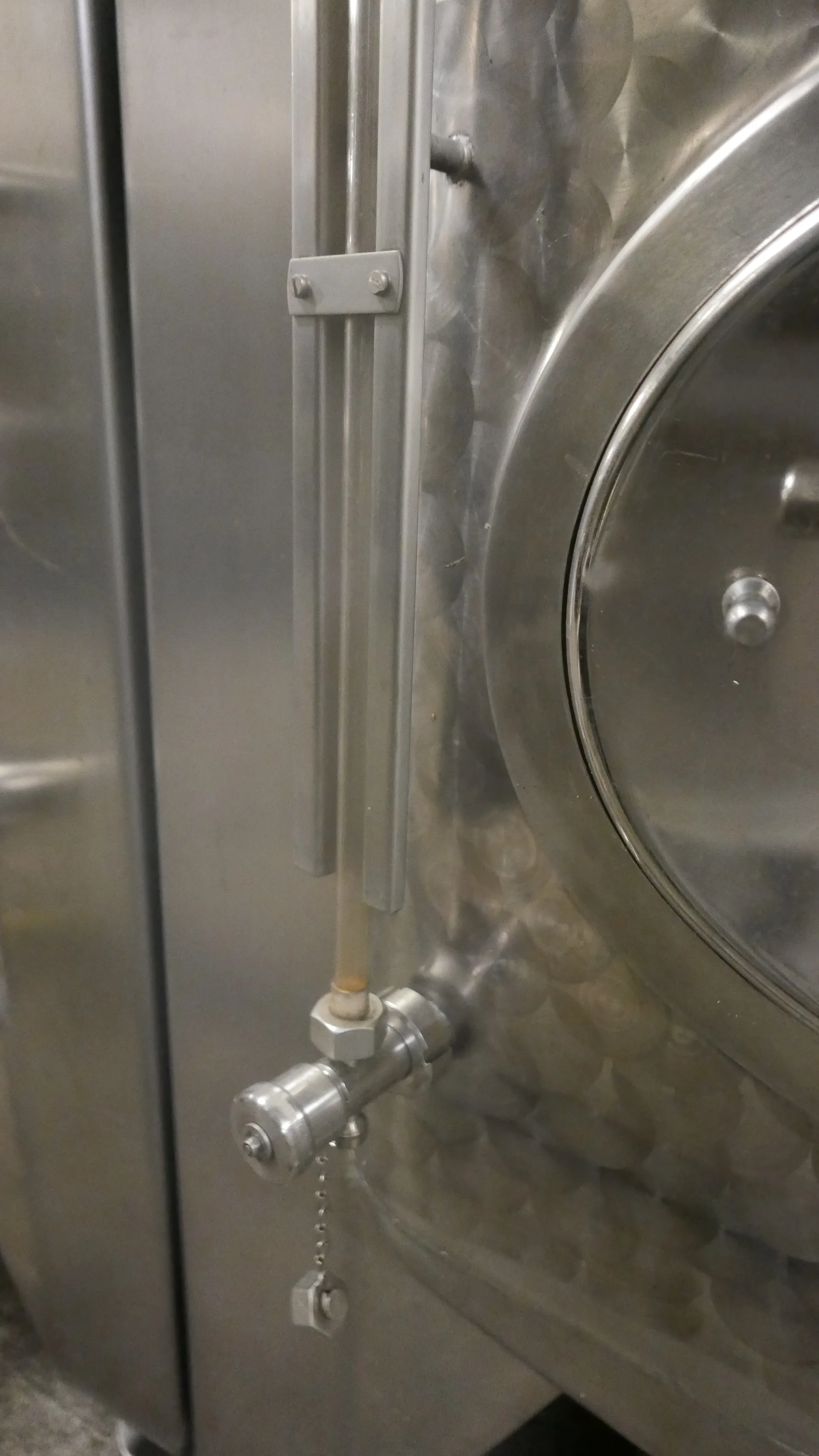 5.000 Liter Weintank/Lagertank Möschle, kubisch mit Kühlmantel