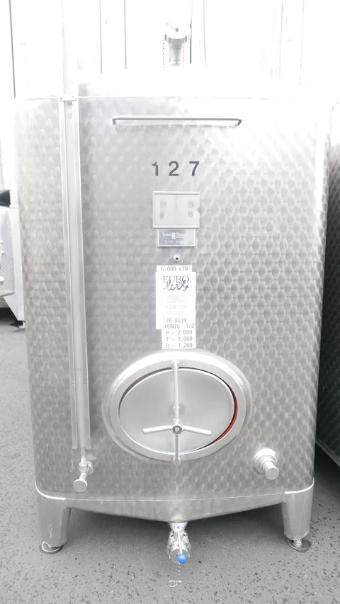 26-0039 6.000 Liter Lagertank mit Kühlplatte