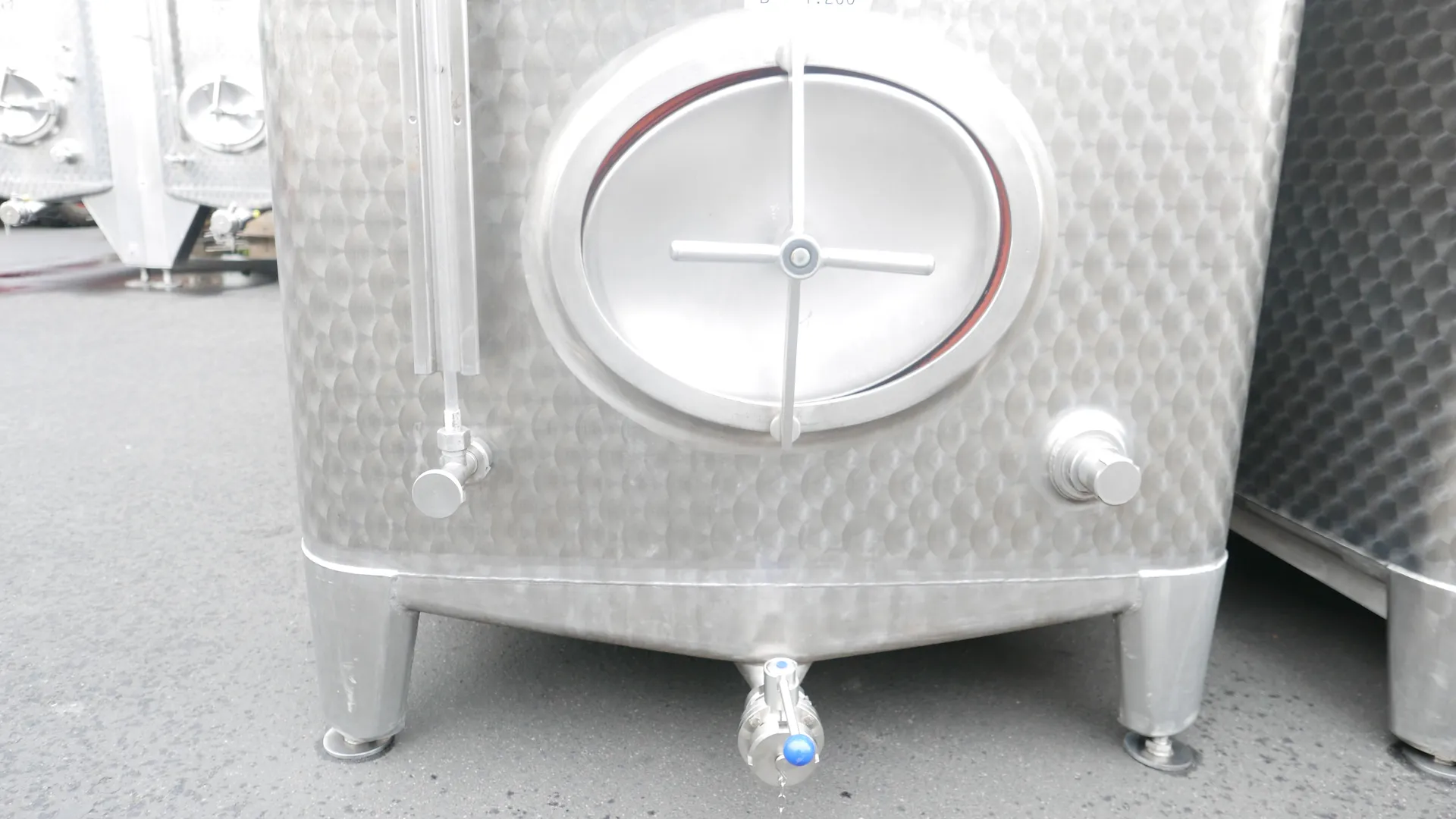 26-0039 6.000 Liter Lagertank mit Kühlplatte