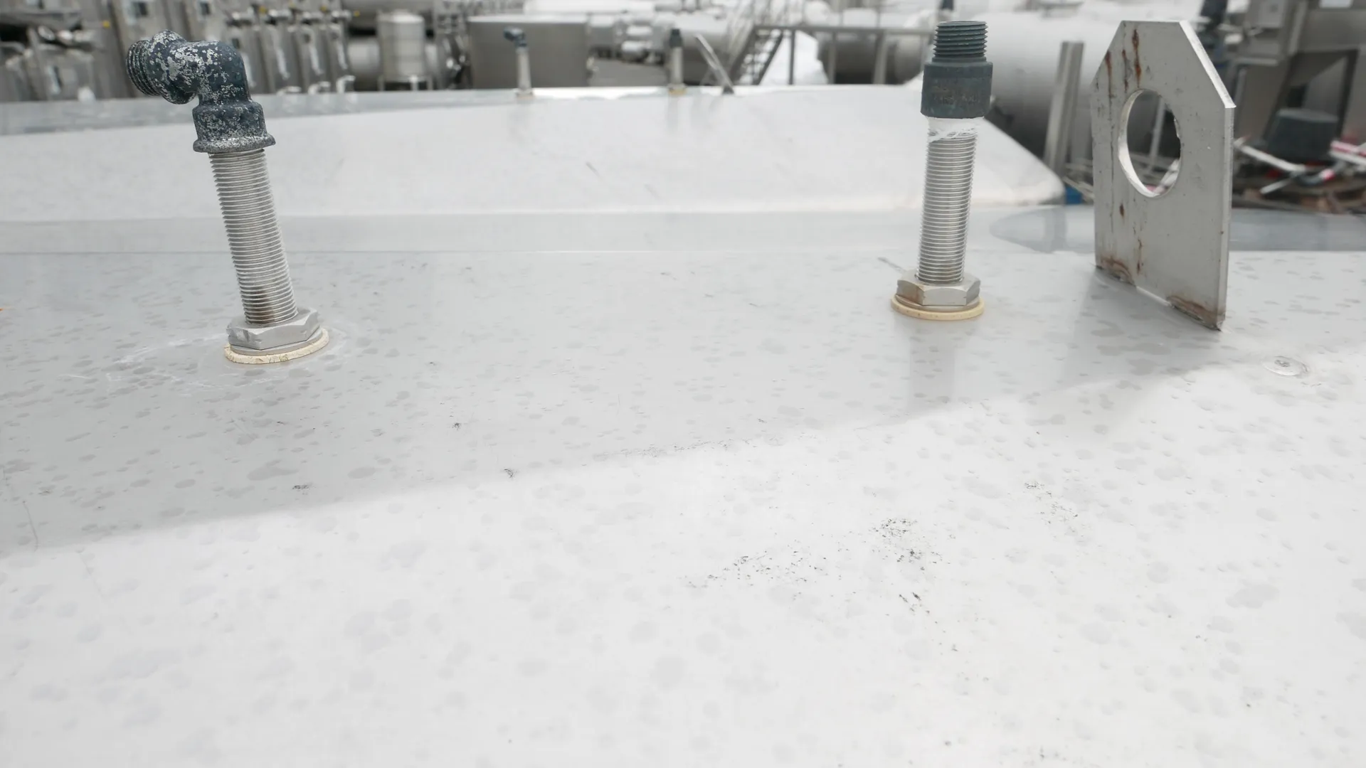 26-0039 6.000 Liter Lagertank mit Kühlplatte