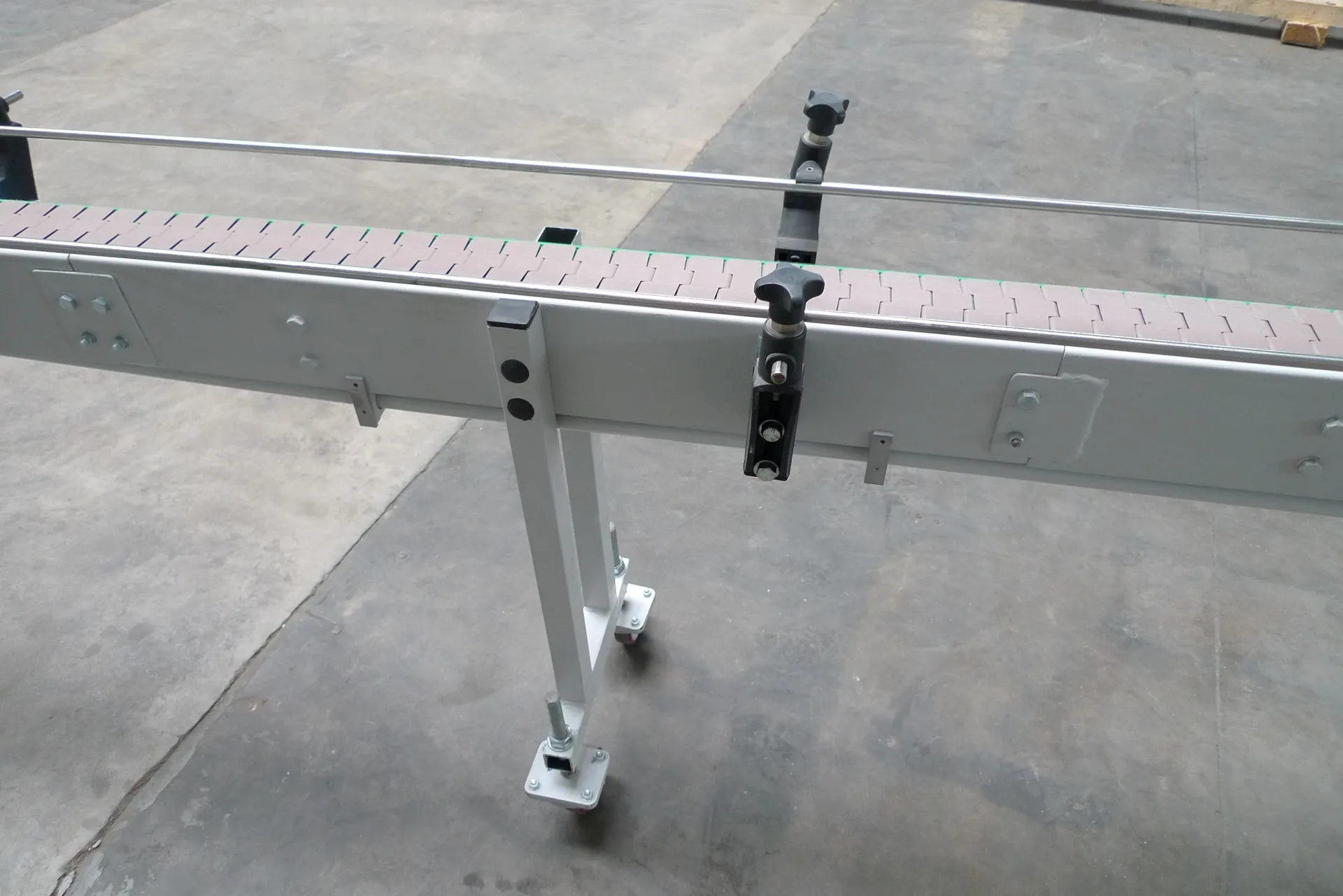 Förderband 830 cm lang 