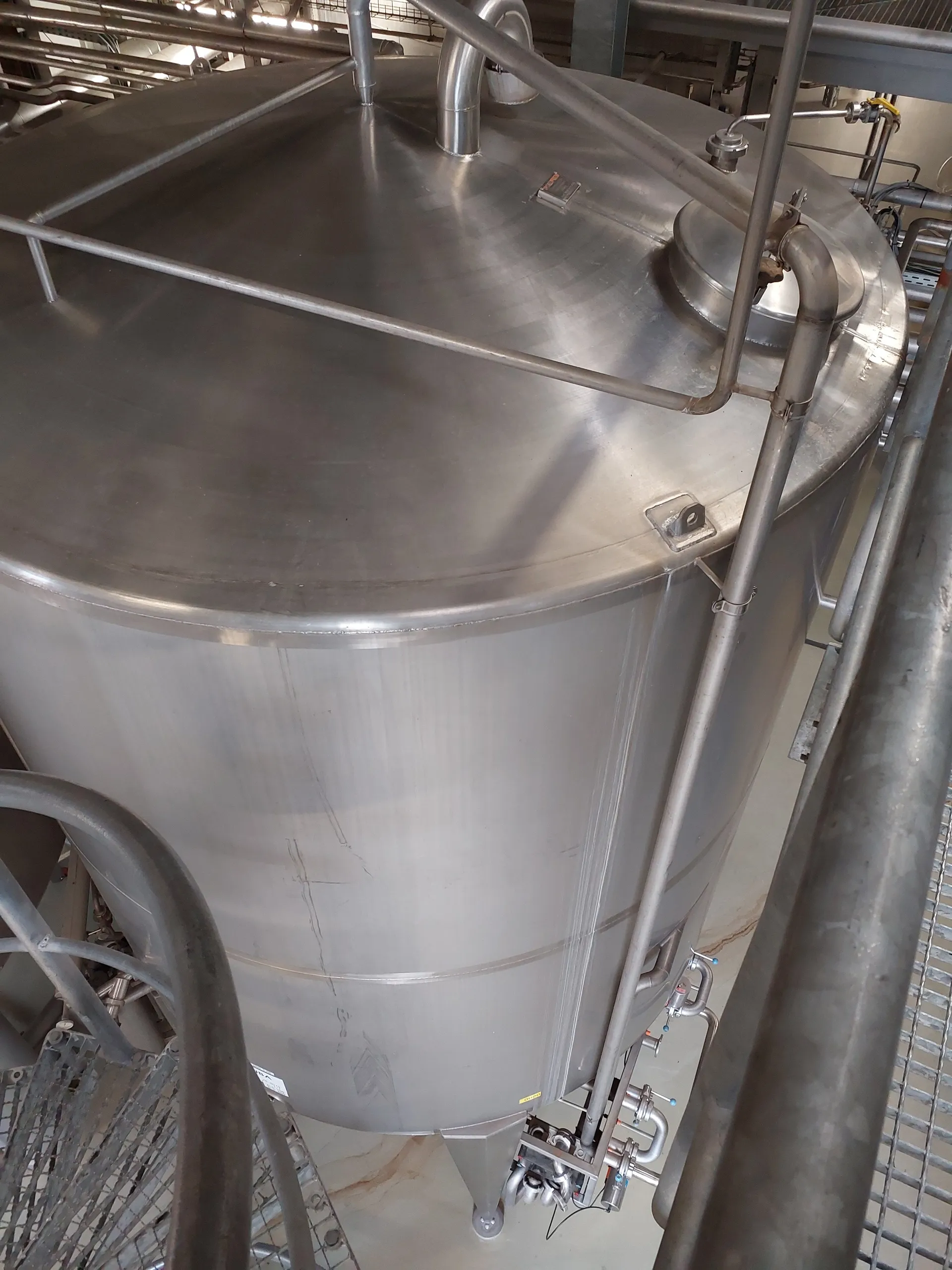 17.000 Liter Lagertank isoliert