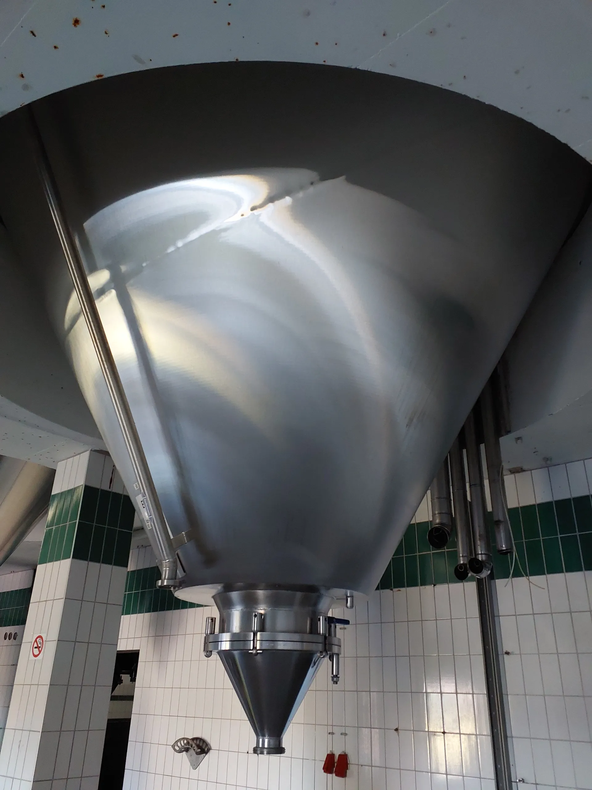 68150 Liter ZKG Tank/ Drucktank/ Lagertank GROSS mit Kühlmantel und Isolierung