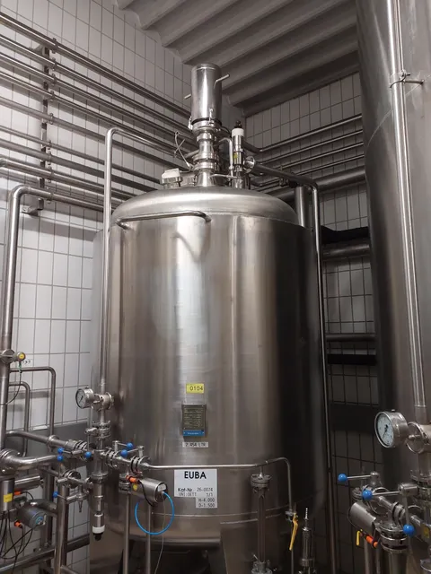 2.454 Liter 2 bar Drucktank Vorpropagator 1 isoliert