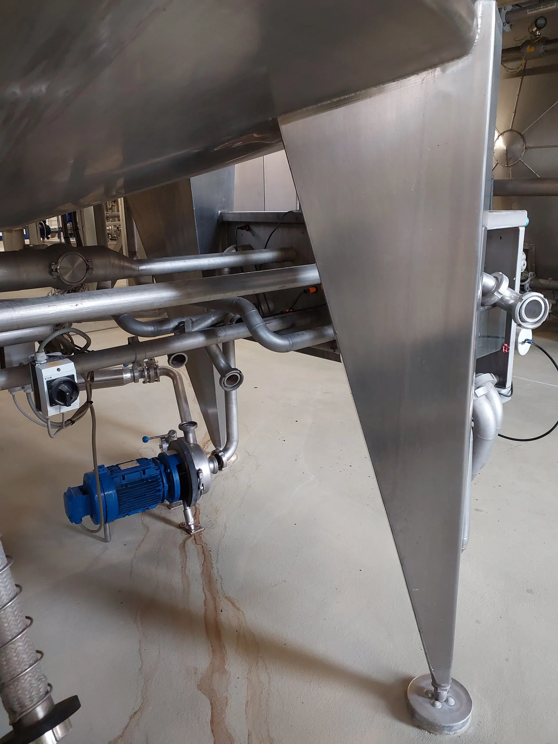 17.000 Liter Lagertank isoliert