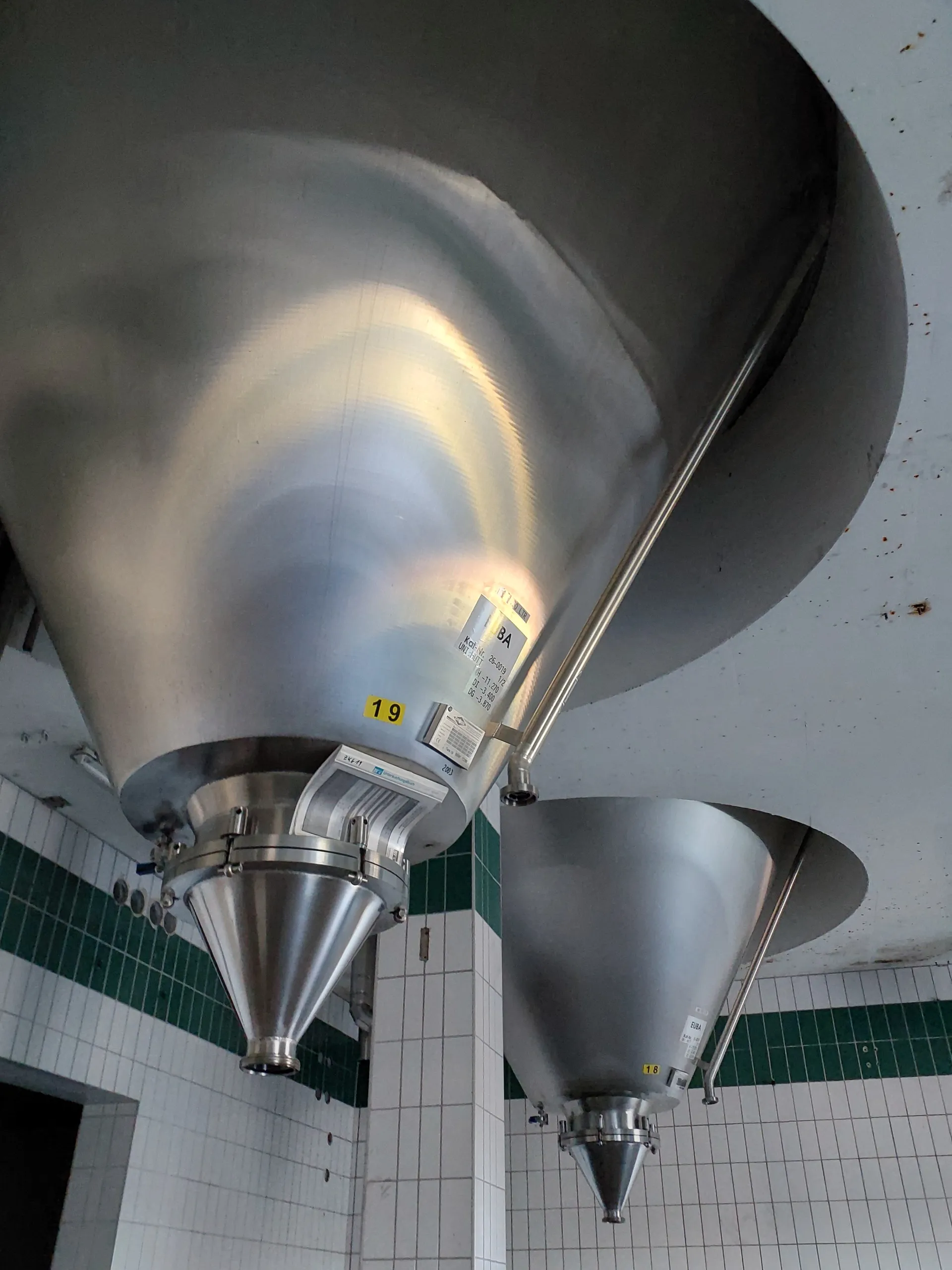 68150 Liter ZKG Tank/ Drucktank/ Lagertank GROSS mit Kühlmantel und Isolierung